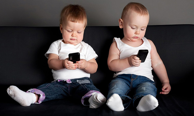 XI.   Crecer Interactuando con la Tecnología