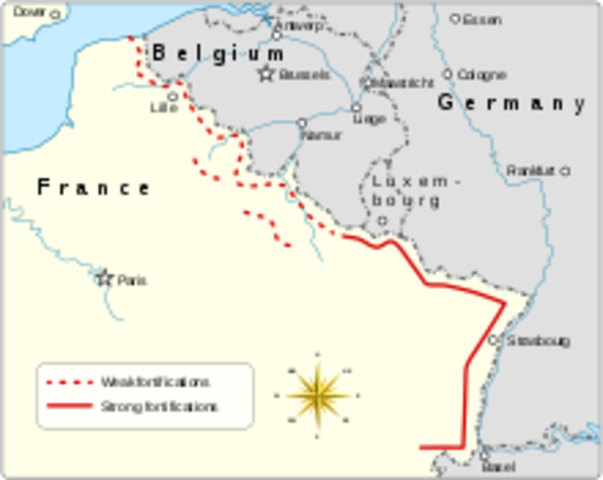 France begins to build the Maginot Line