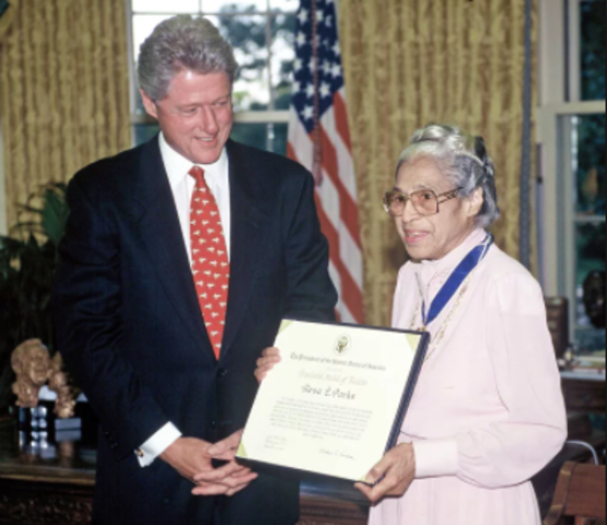 Rosa receives the Presidential Medal of Freedom