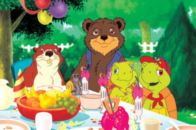 Franklin va a una fiesta con Gus y castor donde conoció al zorro