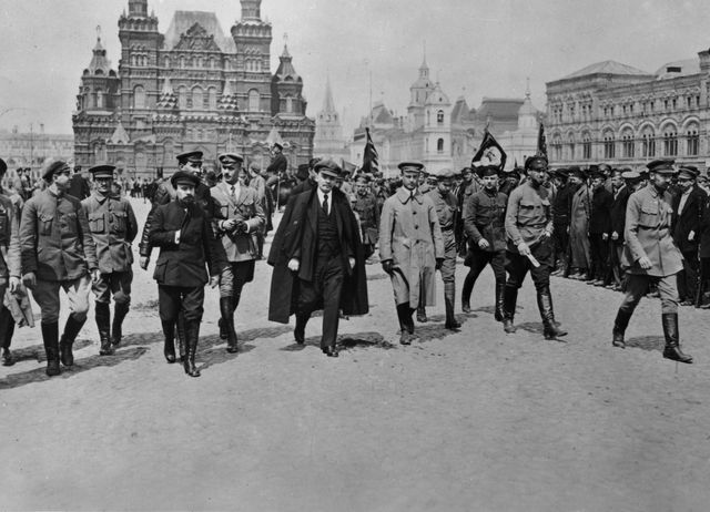 Bolsheviks led by Lenin overthrow Russian government