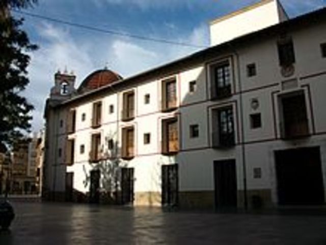 PRIMER COLEGIO FUNDADO EN ESPAÑA