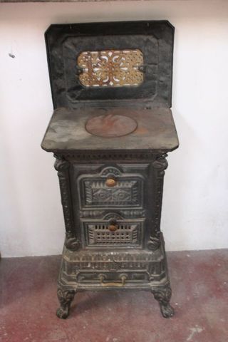 ESTUFA DE HIERRO