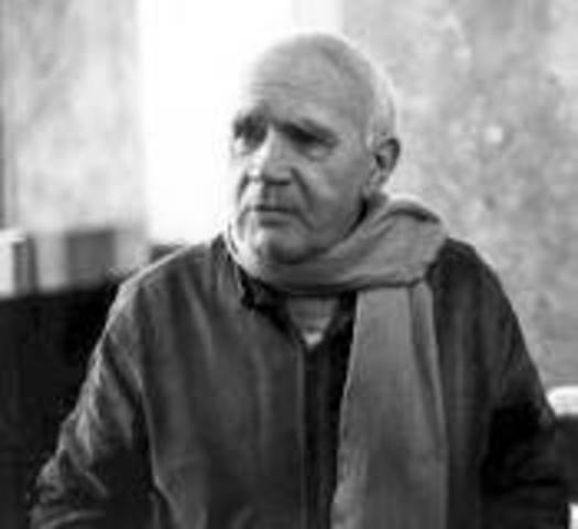 Neix Jean Genet