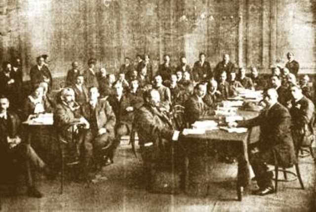 FRANCIA, SEGUNDA INTERNACIONAL. Fotografía recuperada de: https://litci.org/es/menu/teoria/1914-la-quiebra-de-la-segunda-internacional/