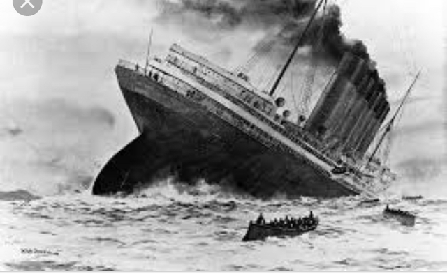 Germans Sinking Lusitania, American Passengers die (Foreign)