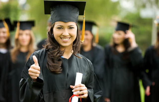 GRADUACIÓN UNIVERSIDAD