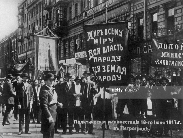Bolsheviks led by lenin overthrow Russia government
