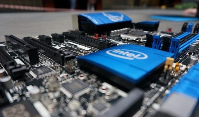 Intel i7 6700K (Skylake)