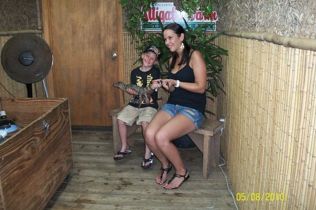 Trip to the Alligator Farm!