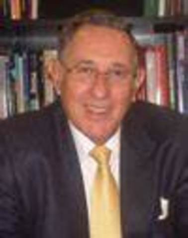 Julio Anaya T.