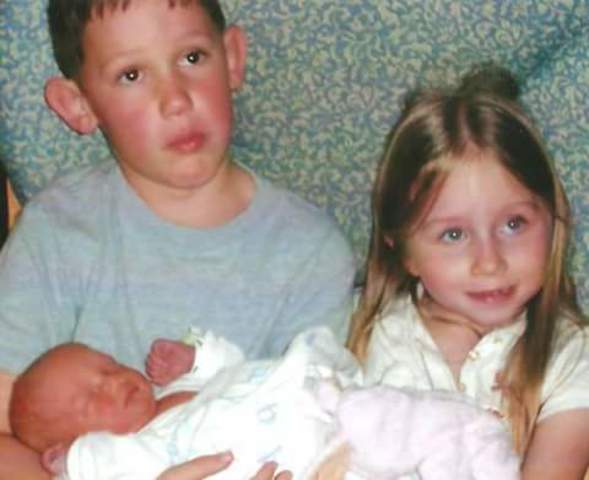 El Nacimiento de Mi Hermanita Menor