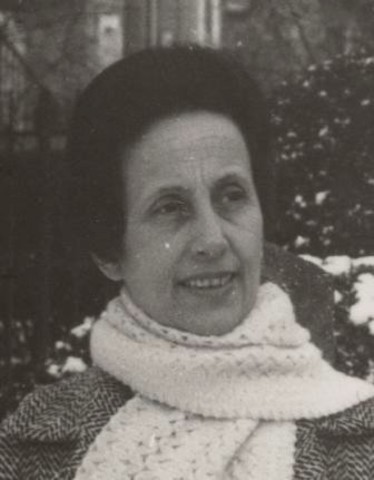 Antònia Adrocher Pascual (1915 - 2007)