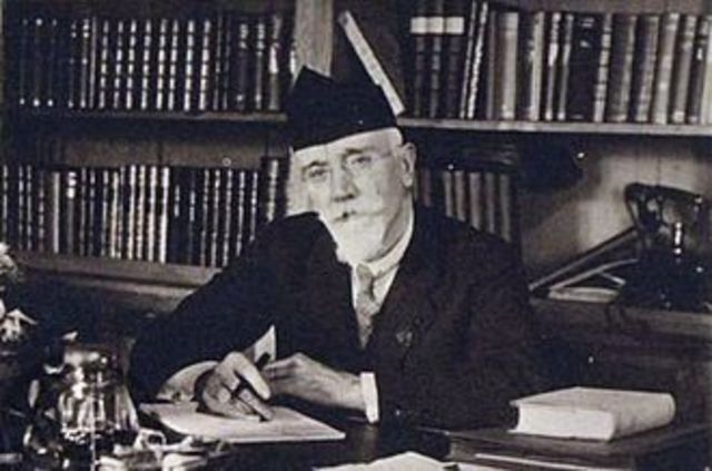 Ξανά στην εξουσία