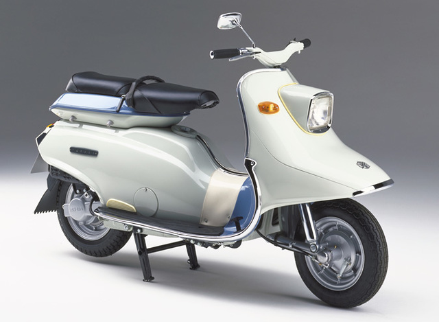 Se fabrica el primer scooter de Yamaha SC- 1