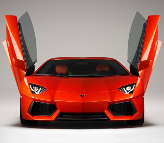 Aventador LP 700-4