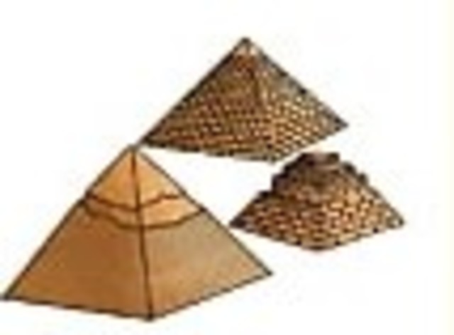 Πυραμίδες-Φάροι