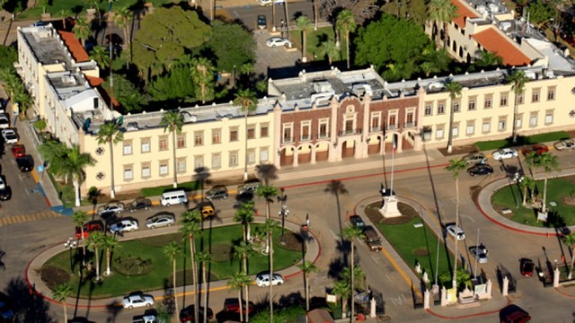 Se funda la Universidad de Sonora