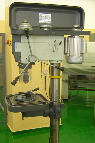 La taladradora mecanica