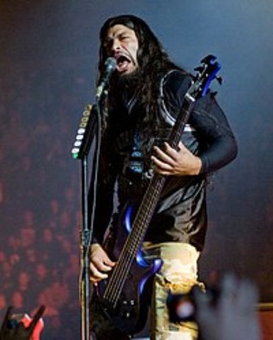 Se une Robert Trujillo