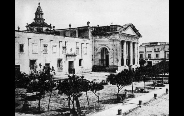 Real y LIteraria Universidad de Guadalajara