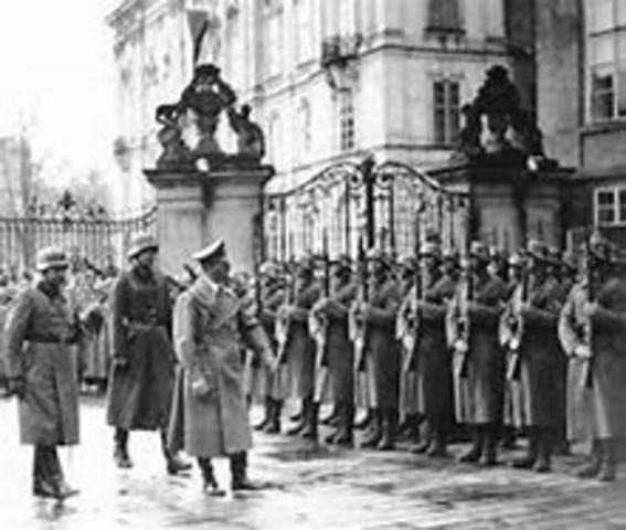 Allied Troops Land In Sicily