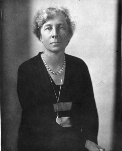 Lilian Gilbreth.  1913