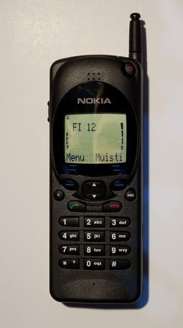 1994 Nokia 2110