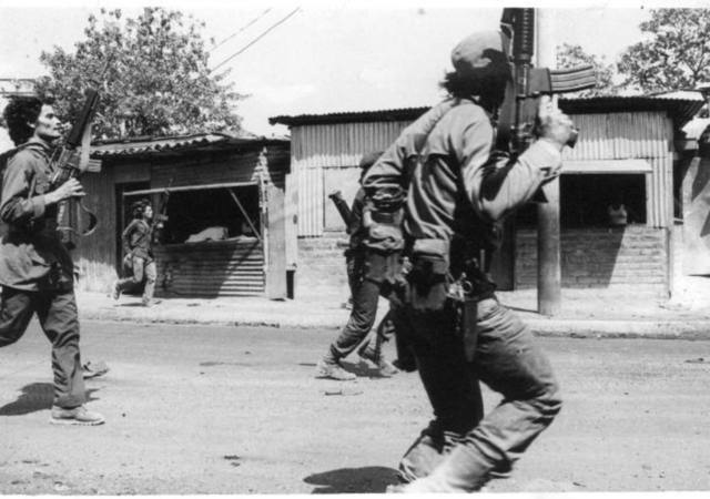 Inicio de Guerra Civil en El Salvador