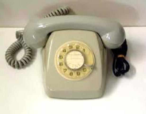 El primer telefono de disco.