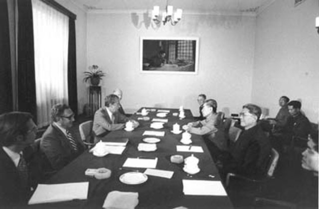 Nixon and Kissinger visit Beijing