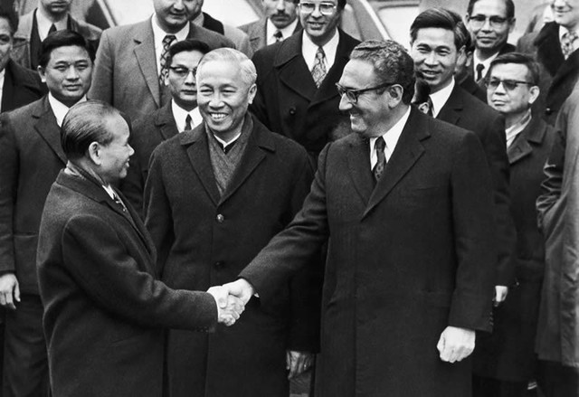 North Vietnam and U.S. reach settlement