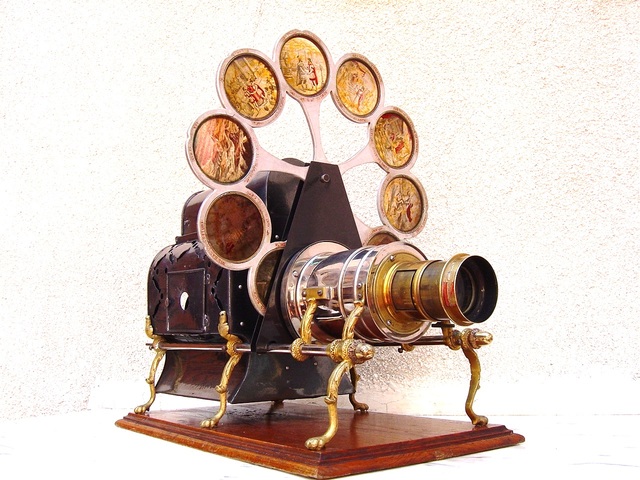 Se perfecciona la linterna mágica