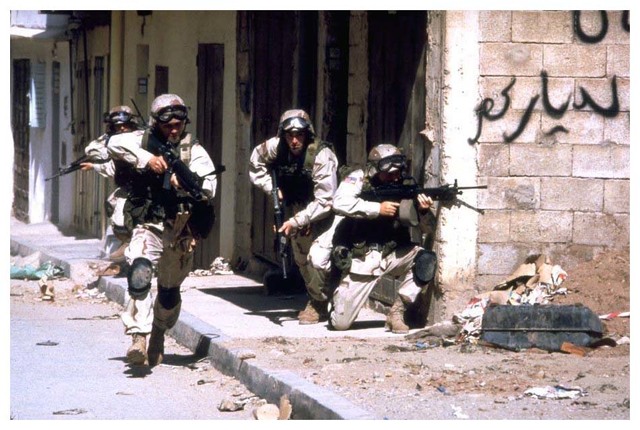 Entrance of US Soldiers in Somalia / Blackhawk Down