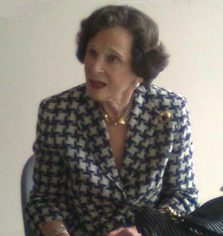 Megszületik egyetlen gyermeke Marina