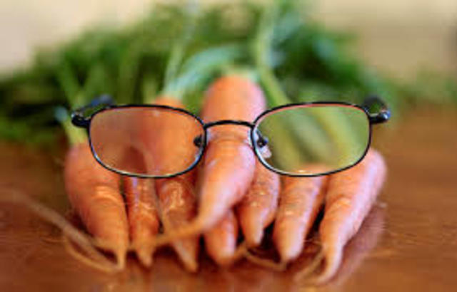 Palisandro Della Spina invento los anteojos para las personas que no ven de lejos