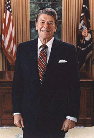 Former President Reagan Dies