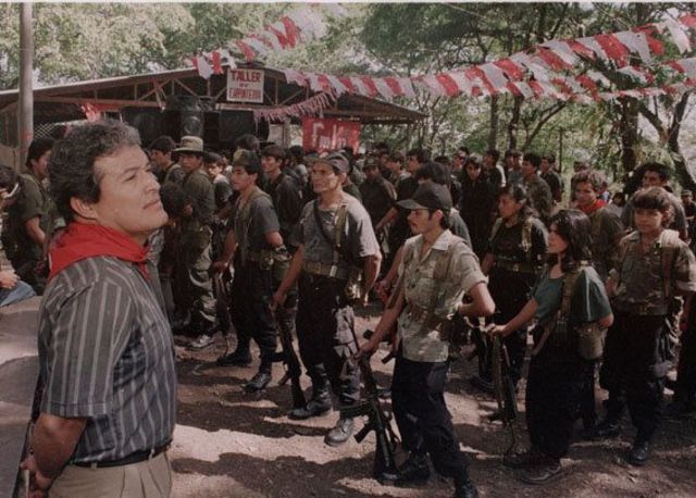 Fundación del Partido FMLN