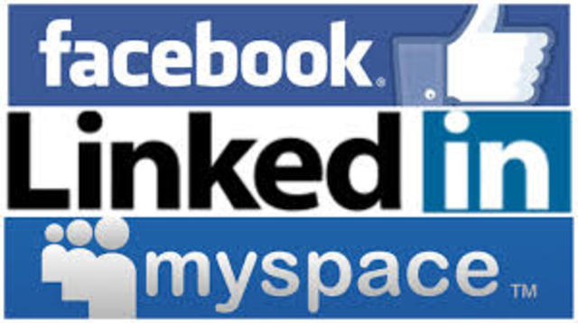 Se lanzan redes sociales 2003-2004