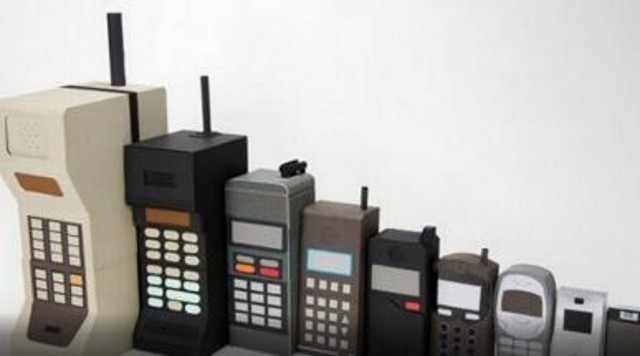 Teléfono celular, Motorola