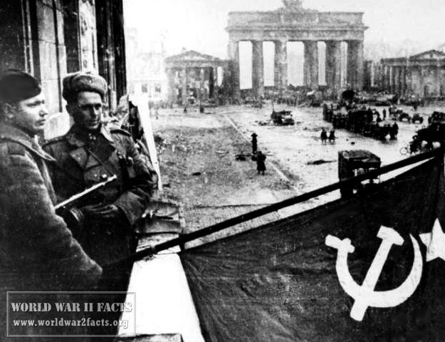 The Soviets Launch their Final Offenesive Encircling Berlin