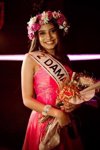 Me presente en Eleccion Reina de Mi colegio