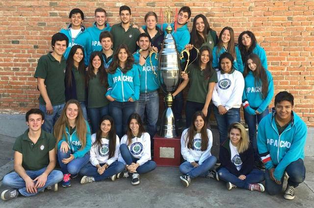 Sacamos Primer Premio de Carruaje, con mi promoción