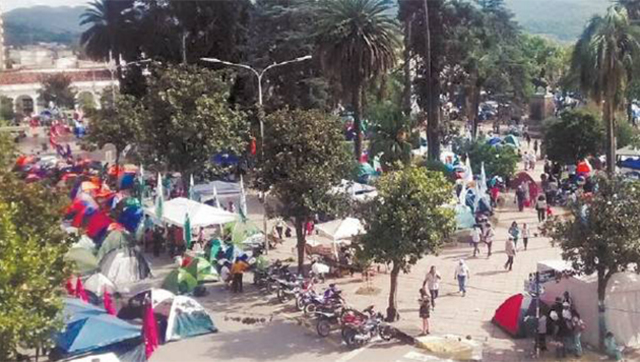 Levantamiento de "Acampe" En Plaza Belgrano Liderado por Milagro Sala