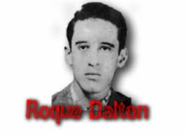 1975 Muere El poeta Roque Dalton