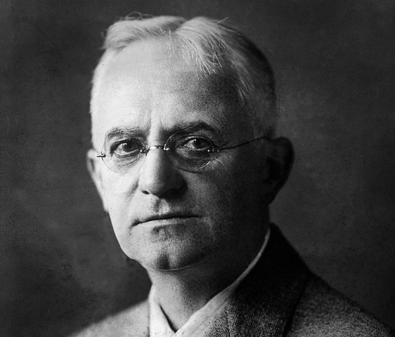 Muere George Eastman