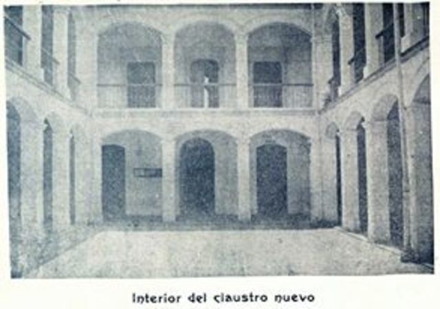 Se Crea la Facultad de Economia