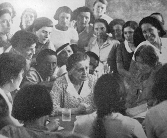 Het communistische regime valt in Poland, vakbonden toegelaten