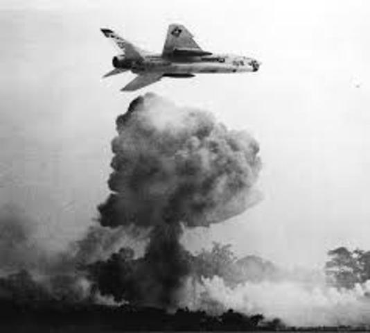 U.S planes bomb North Vietnam