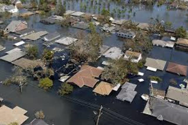 Hurricane Katrina Hits New Orleans